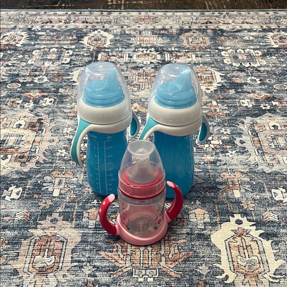 Blue and Pink Sippy Cup Set